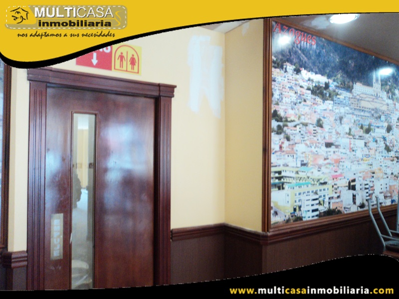 Casa Comercial en Venta Incluye Negocio a Crédito Sector Azogues-Ecuador