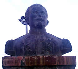 Monumento a Antonio Vega Muñoz